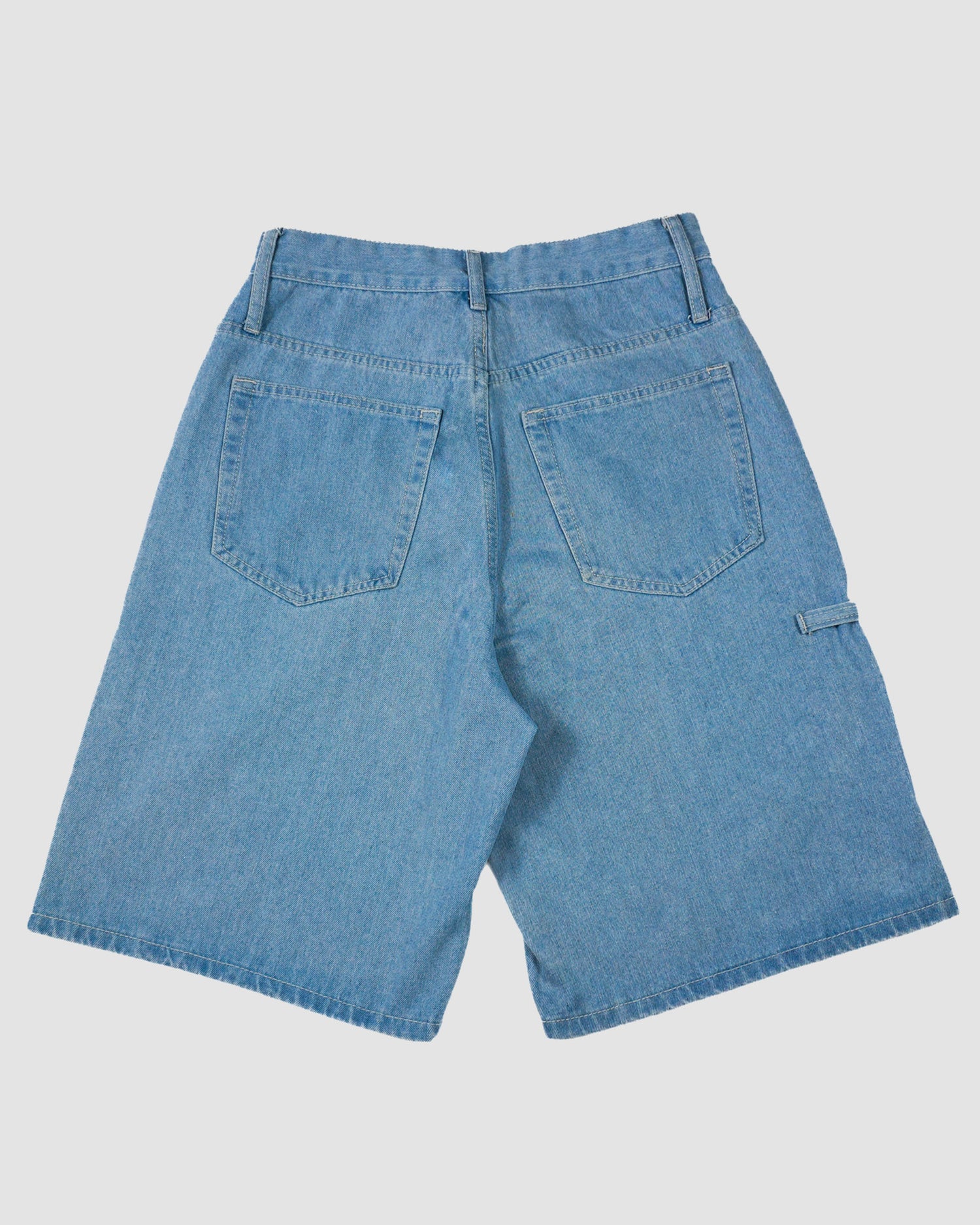 Le short en Jean Clair